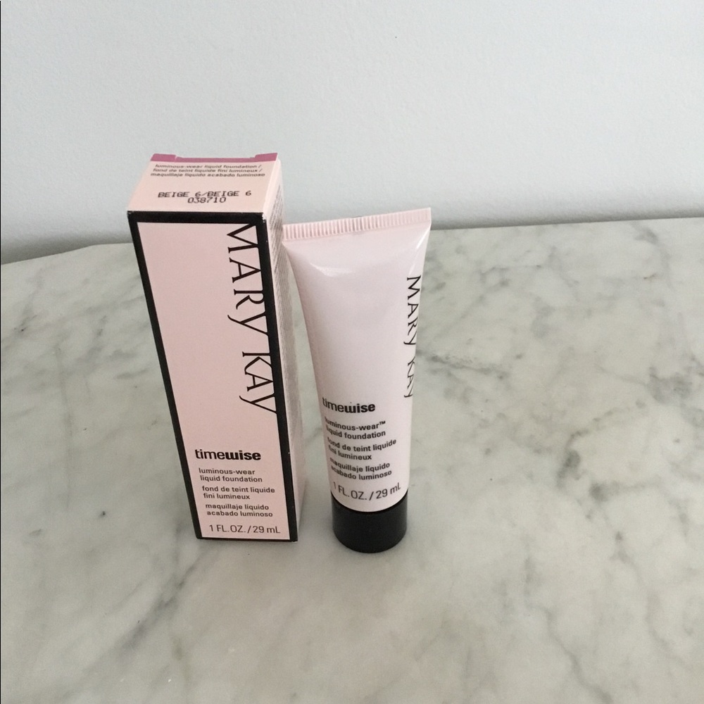 Beige 6 TimeWise Luminous-Wear Liquid Foundation NIB